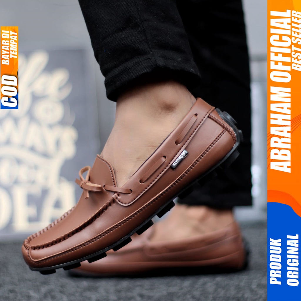 Sepatu Slip On Casual Anti Slip Kerja Santai Hitam Pria Abraham Houston