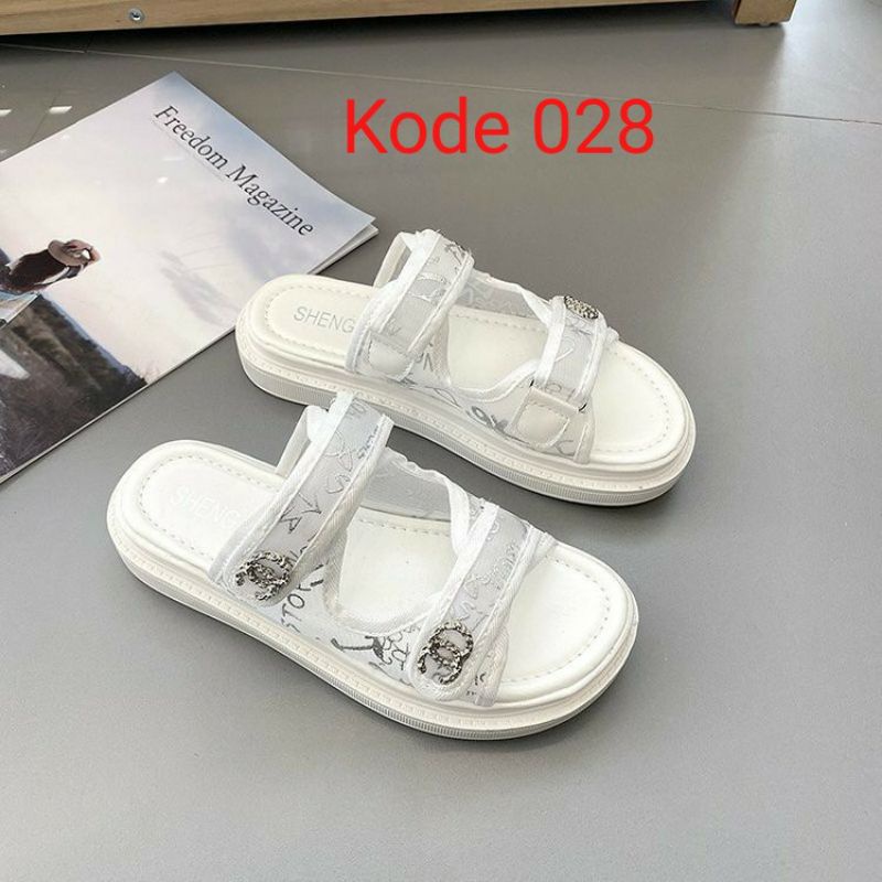 Sandal wanita 028 Free box