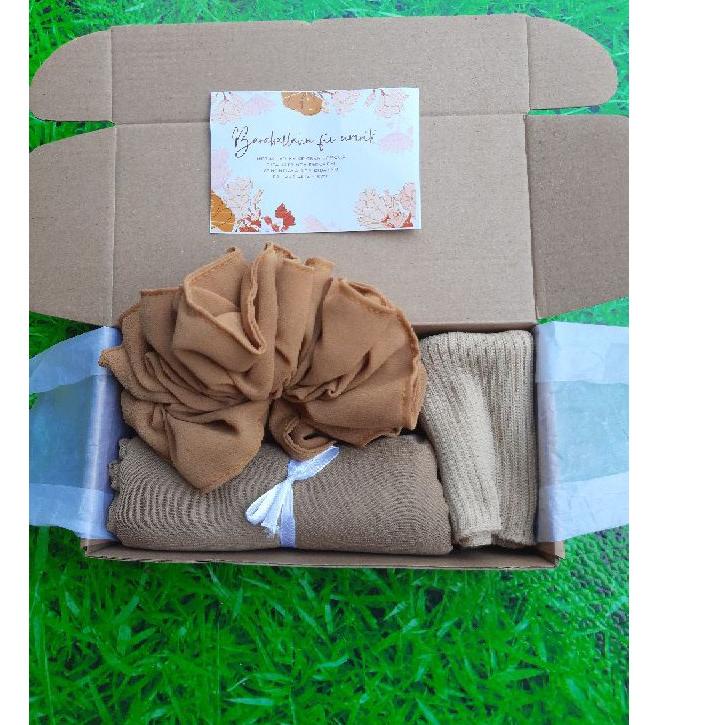 

code1h1Gv--hampers gift box hijabdaleman rajut scruanchie hampers birthday/graduation /wedding