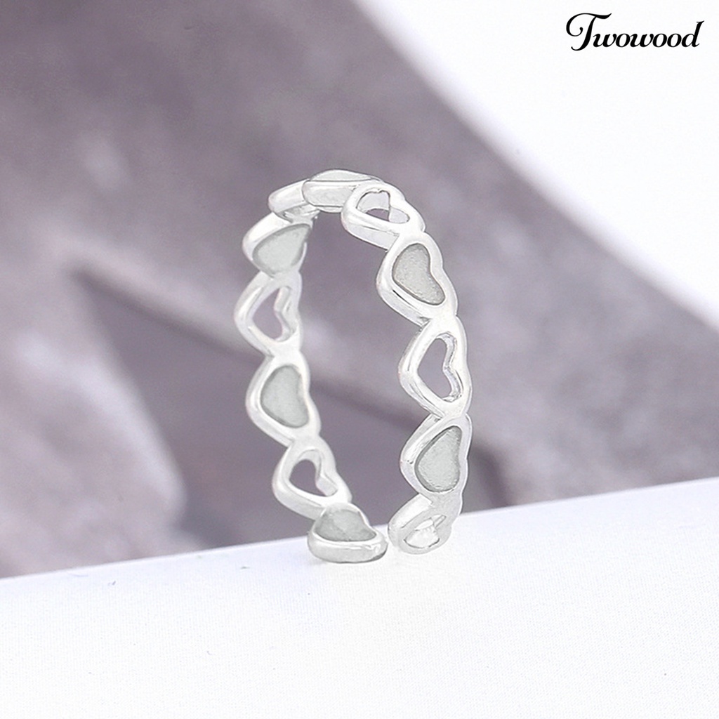 Twowood Finger Ring Skin-friendly Rust-proof Alloy Hollow Love Luminous Ring for Girl