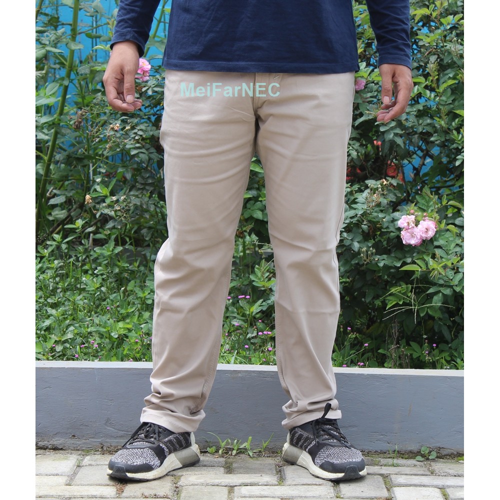 Celana Panjang Pria Celana Chino Warna Cream Bahan Stretch dan Tebal Celana Pria Keren