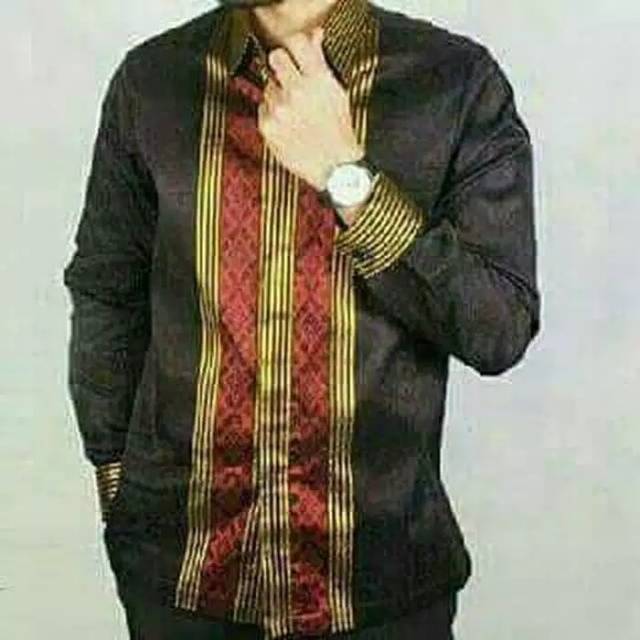 Kemeja tenun songket baron