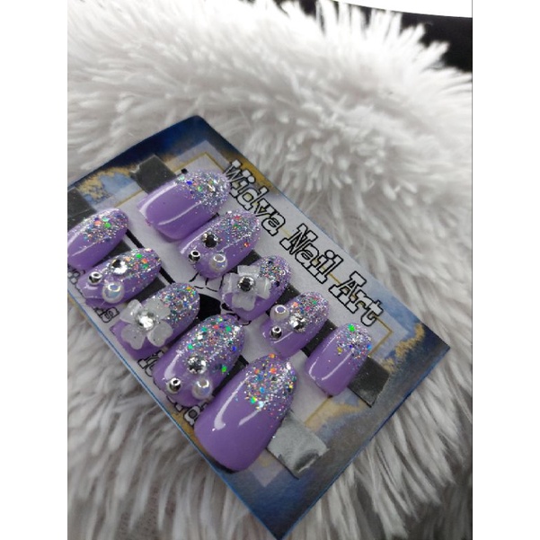 kuku palsu wedding lilac /nail art simple cantik