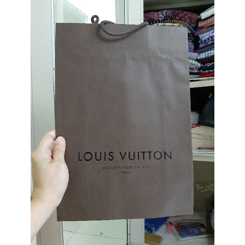 

paper bag LV original