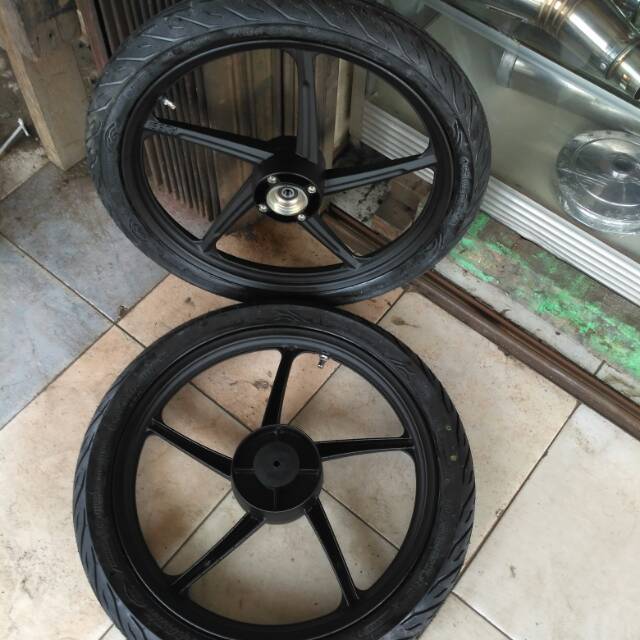 Velg racing motor Shogun smash supra revo full set ama ban tubeless