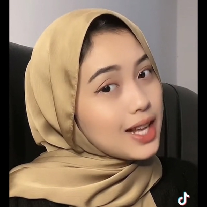 Pashmina Premium Satin Silk Malaysia Textured Crinkle (JAHIT TEPI KECIL SUPER RAPI)-Golden