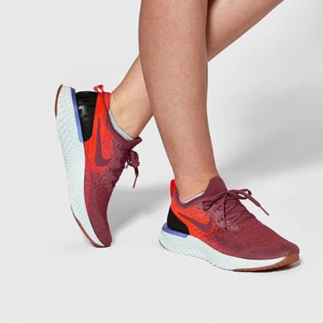 NIKE EPIC REACT FLYKNIT MAROON
