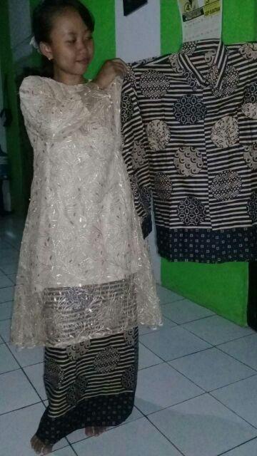 Couple Batik Shofia Brokat Tile Mutiara