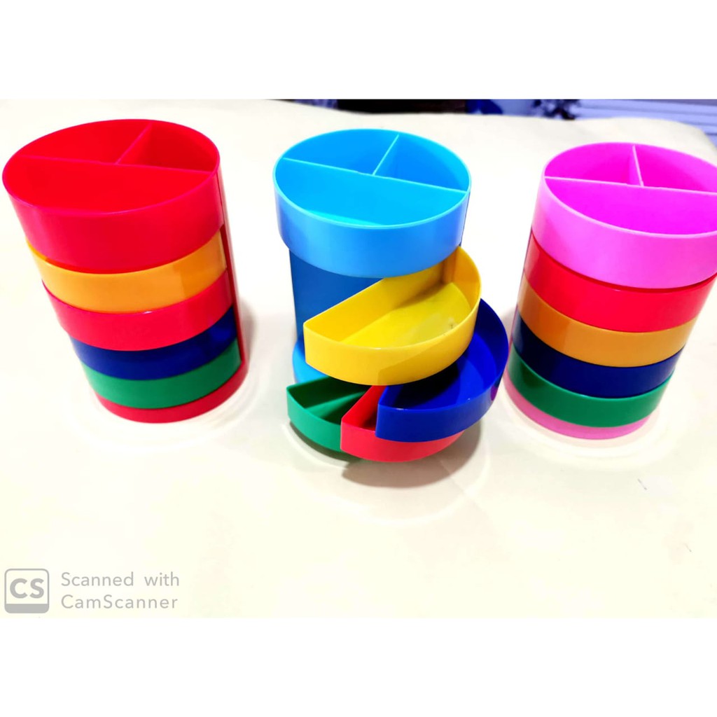 

PEN STAND 4TINGKAT BERWARNA BEDA