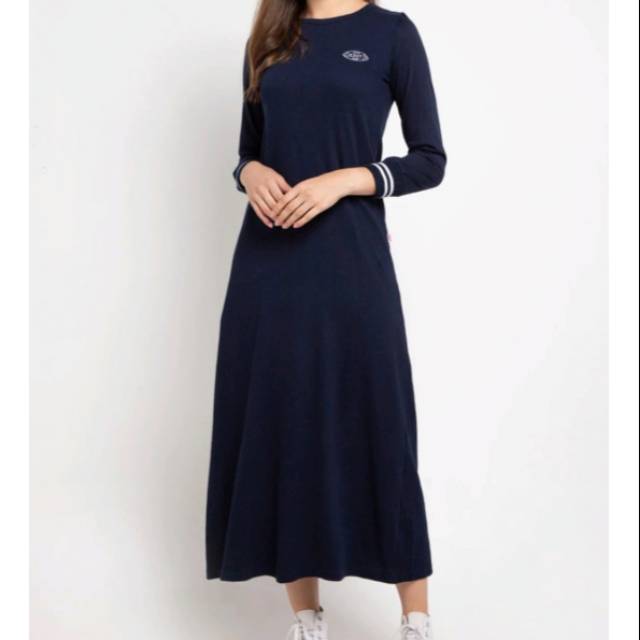 Dress Exit