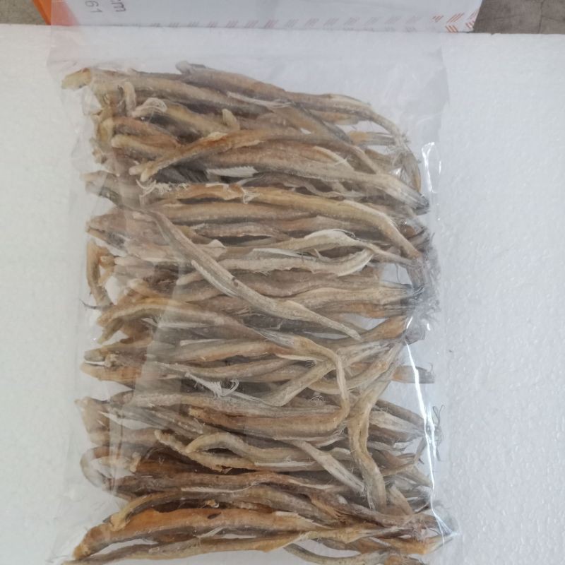 

Ikan Asin Sitting - Ikan Asin Tipis - Ikan Lumi Lumi - Lo Mi Kua Tidak Asin 200Gram
