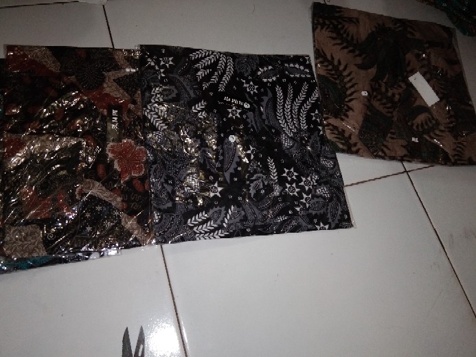 Maura Couple - Sania Ruffle Batik Couple Ori Ndoro Jowi Garansi Termurah Shopee - Batik Modern Solo