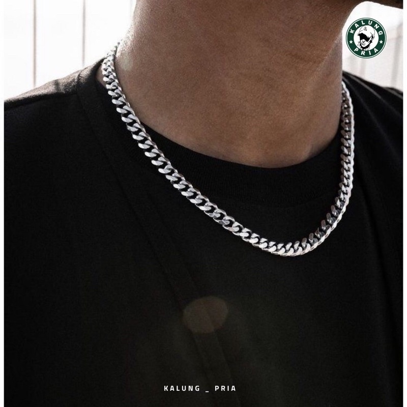 Kalung rantai pendek silver bahan titanium anti karat