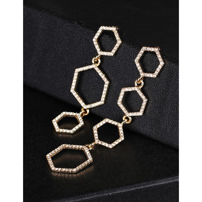 LRC Anting Tusuk Fashion Real Gold Alloy Rhinestone Geometric Earrings F79755