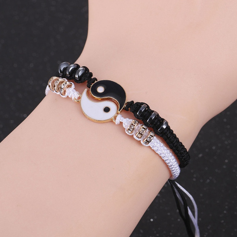 Fancyqube 2pcs / Set Gelang Tali Tenun Tangan Liontin Yin Yang Keberuntungan Bahan Alloy Gaya Cina Retro Tai Chi Balance