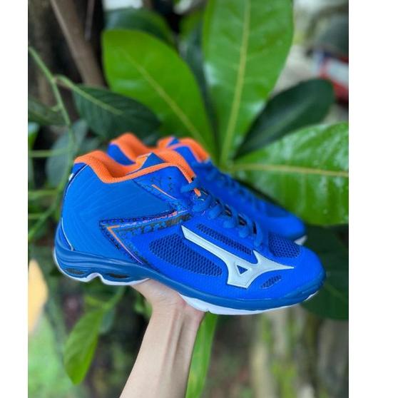 Terlaris.. SEPATU VOLLY - MIZUNO WLZ 5 MID