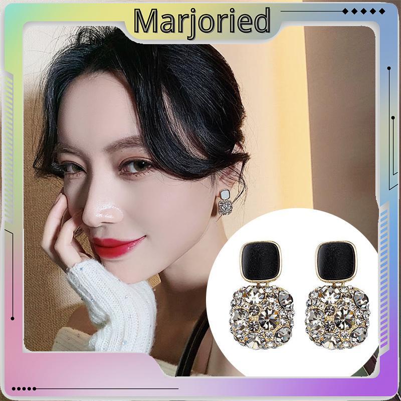 Anting Retro Mewah Siswa Perempuan Sederhana Temperamen Fashion Anting Murah Hati-MJD