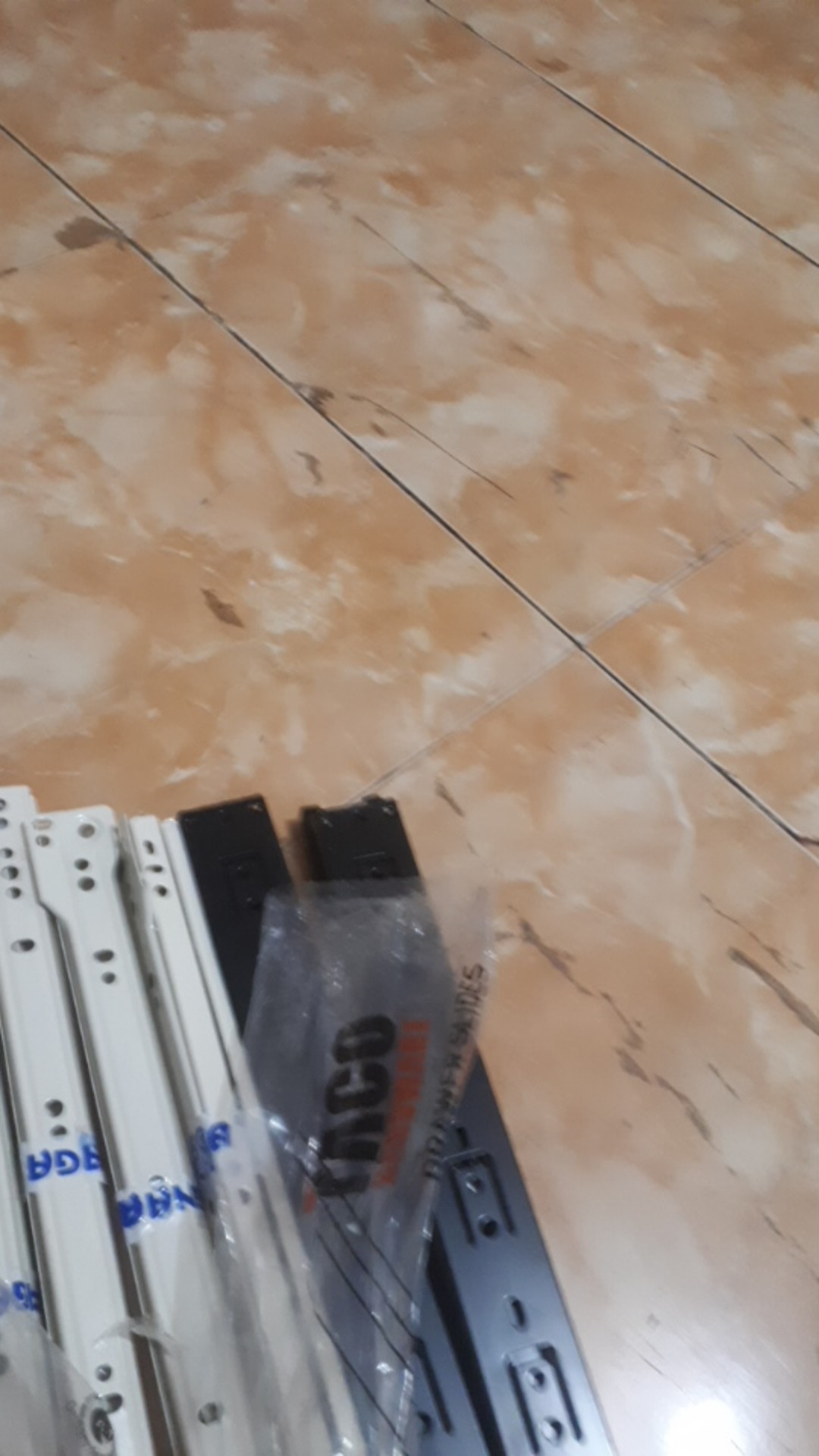 Engsel Sendok Kaca Harfit Sg-26 Soft Closing Slow Motion Hidrolik