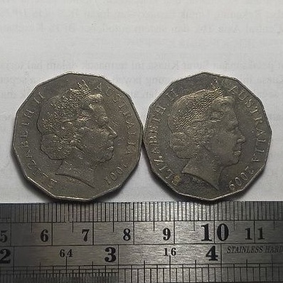 #2. 2 KEPING UANG KOIN KUNO AUSTRALIA ELIZABETH 11 ( UKURAN BESAR )