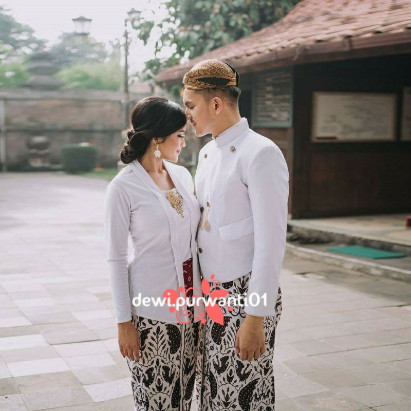 SET BAJU PREWEDDING/COUPLEAN WARNA PUTIH JARIK INSTAN SIDOASIH K + ACC