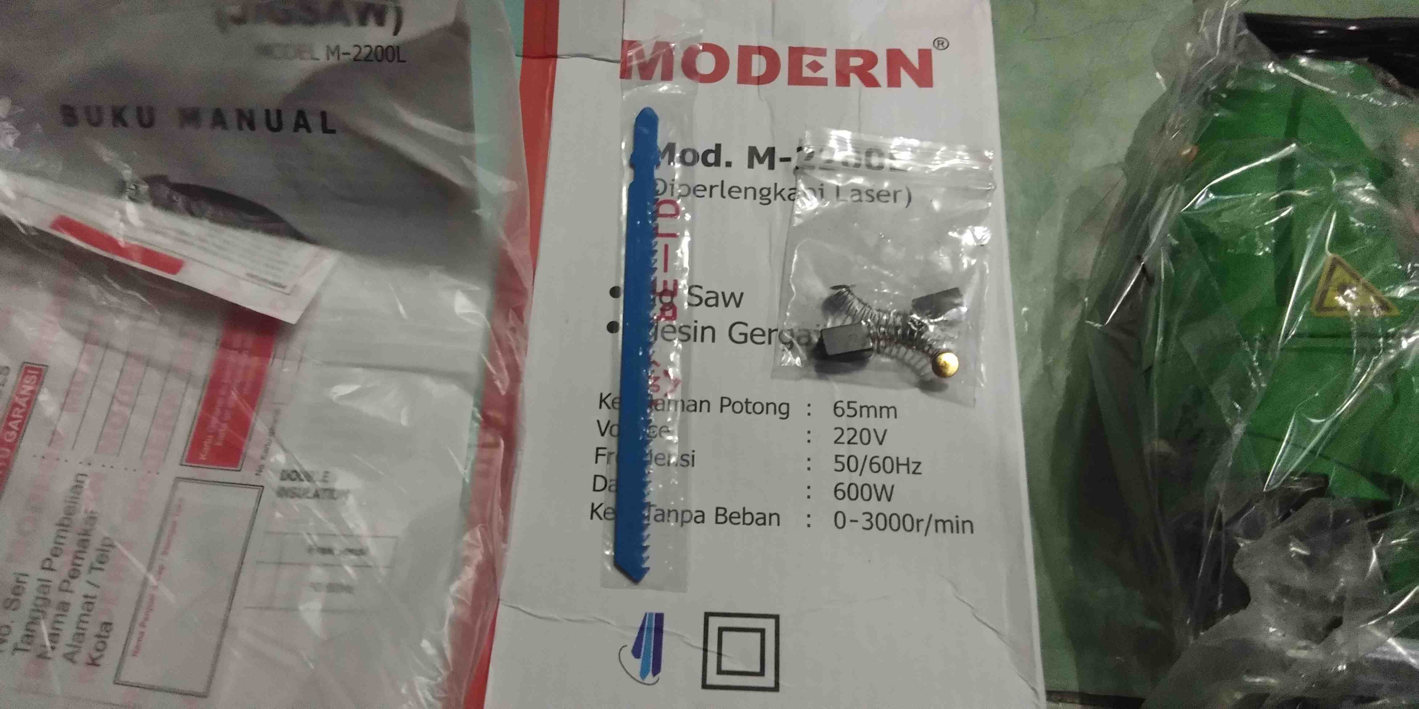 Modern M-2200l Mesin Jigsaw Laser Gergaji Triplek