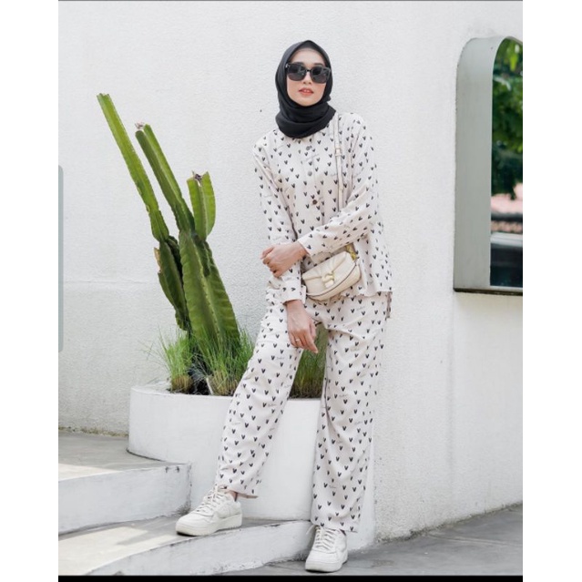 Dear Kinara Lovely Sissy One Set