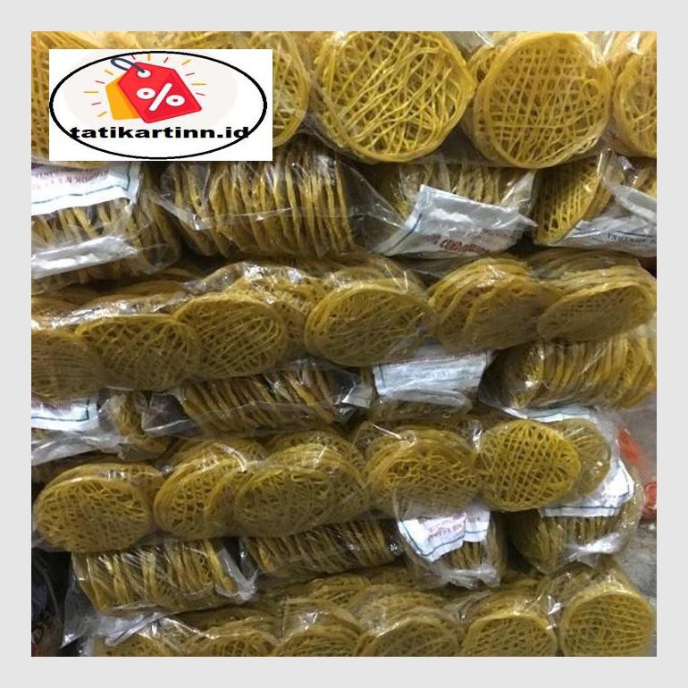 

S50Tat Kerupuk Mie Kuning Besar Asinan 1Kg / Krupuk Mie Besar 1Kg Atr05Ytt