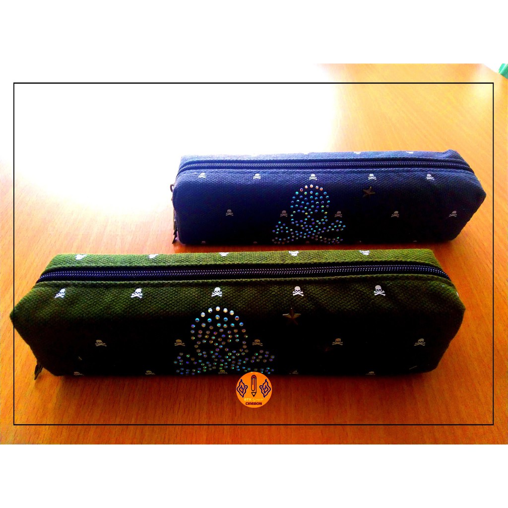 

Tempat Pensil Slet Kain Im161 HY-31555 Pencil Case Small Points