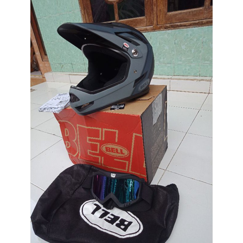 helm fullface bell sanction