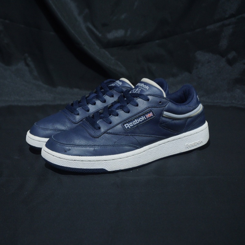 Sepatu reebok classic original bekas