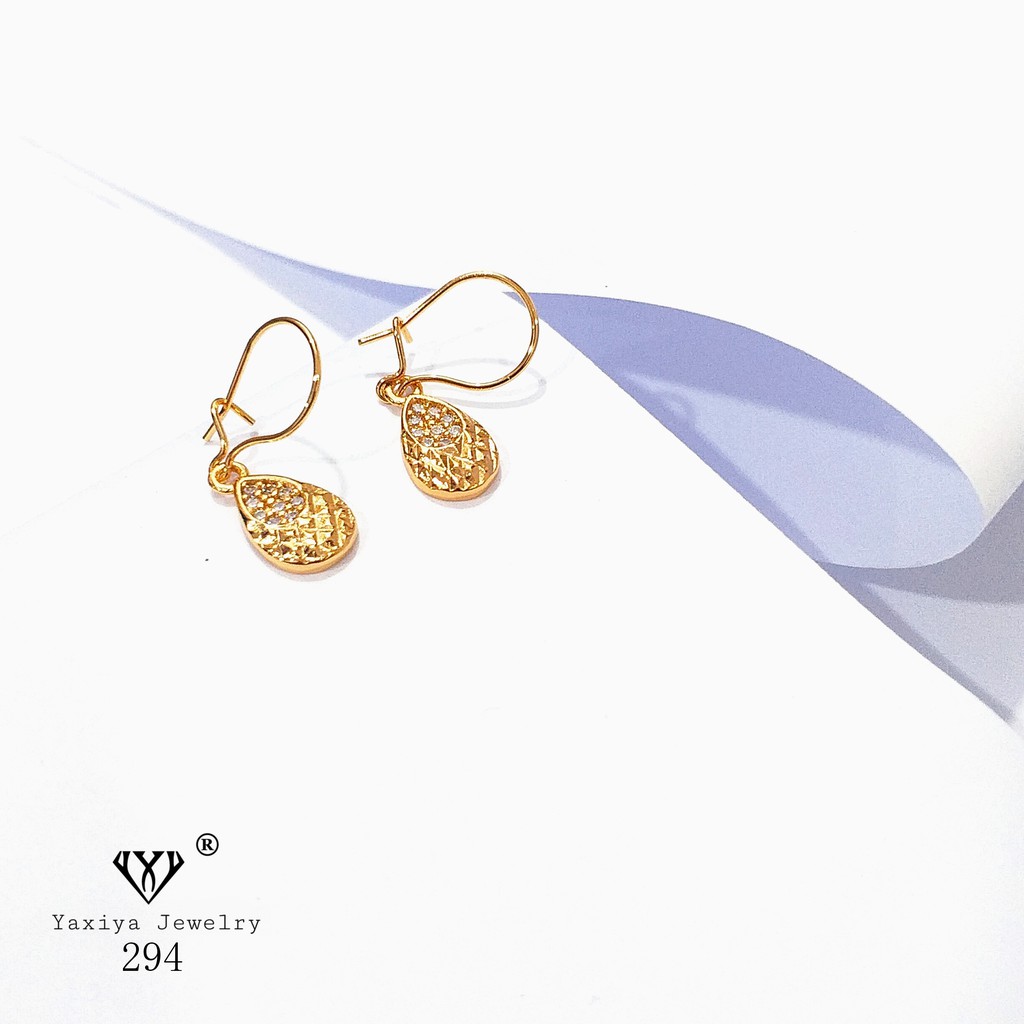 

Anting Permata Perhiasan Lapis Emas Yaxiya Jewelry 294