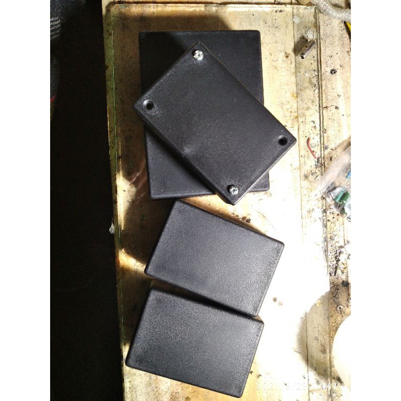 

kotak hitam kecil box x1 box kecil box apli kecil