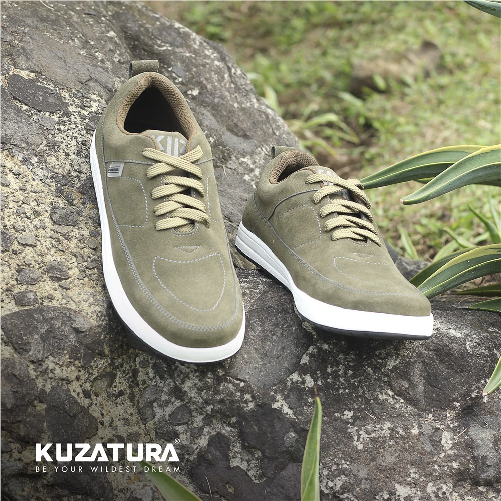 Sepatu Casual  Kuzatura