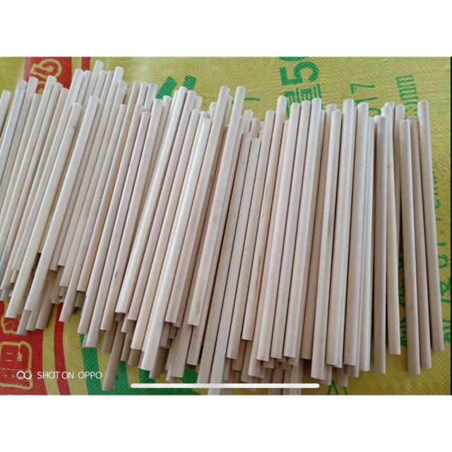 

Pensil polos kayu isi 50 seikat segi enam / bulat / segitiga