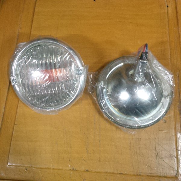 LAMPU SEN DEPAN JEEP CJ 7