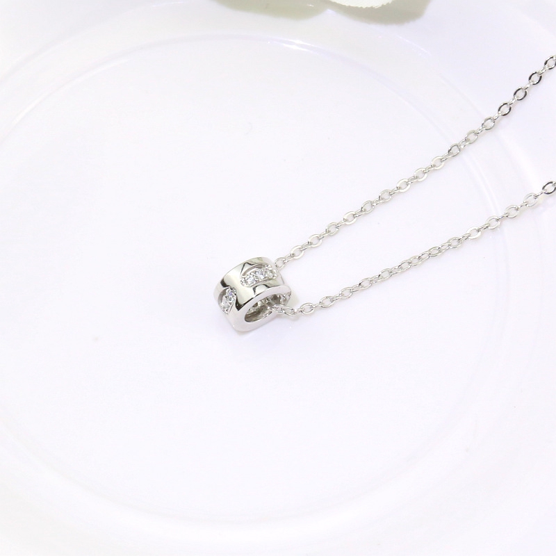 Diamond-Set Circle Hollow-out Simple Korean-Style Necklace Jewelry