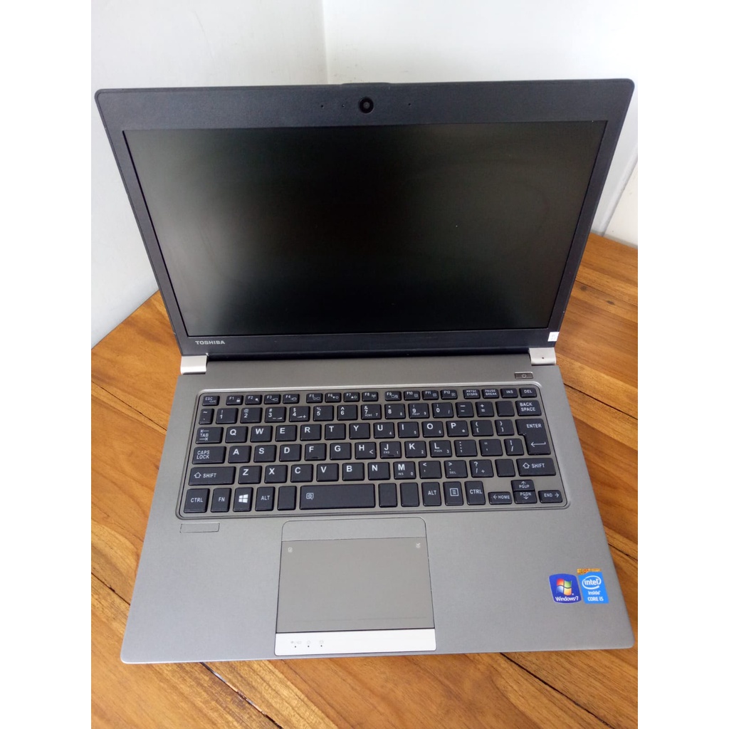TOSHIBA DYNABOOK R63-P Core i5 5300U 4GB DDR3 128GB SSD 13.3inch Win10 PRO
