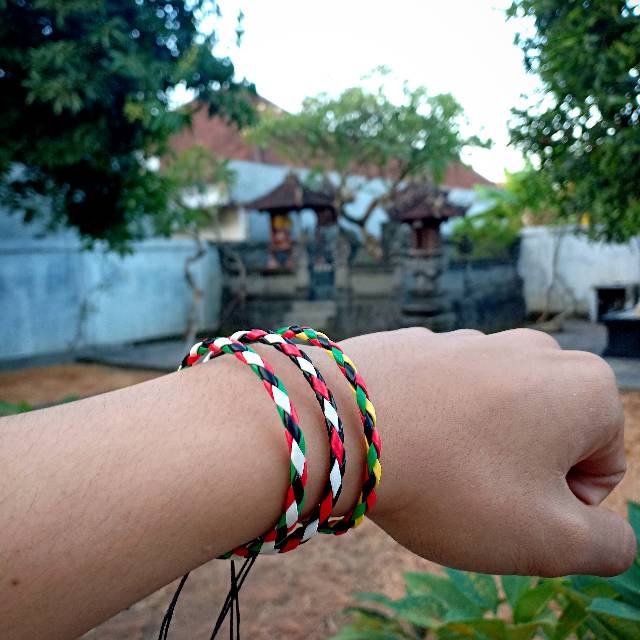 Gelang Kulit Tali Serut /  Gelang Kulit Khas Bali / Gelang Anyaman / Gelang regae Kulit / Gelang Cowok Murah / Oleh Oleh bali MUrah / Craftdewata