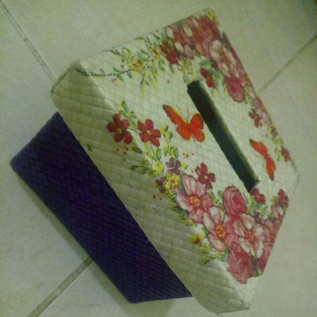 Dt-16057 Box Tissue Kotak Sudah Decoupage