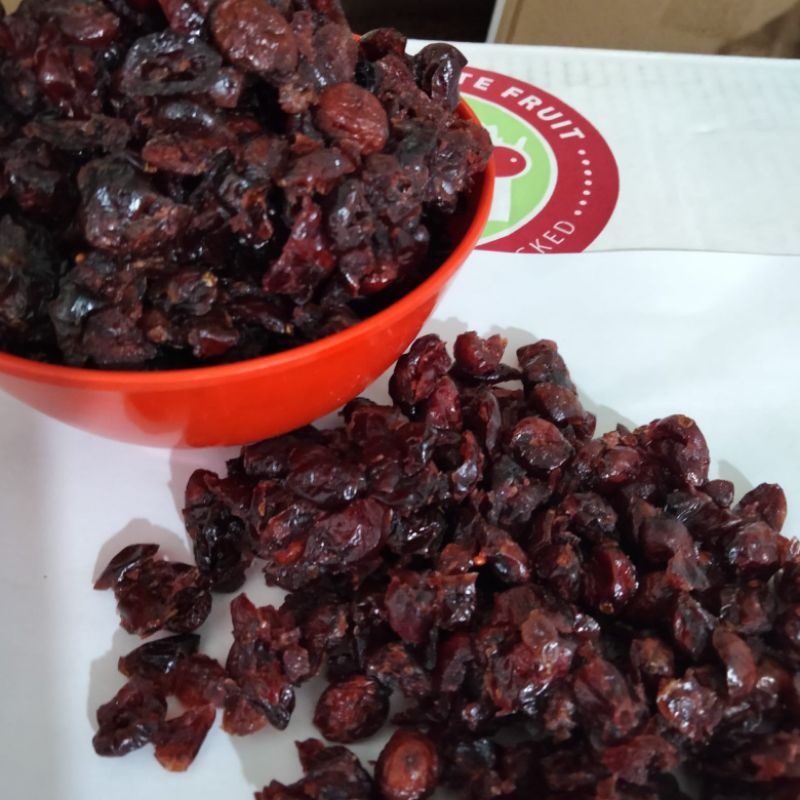 

cranberry kering 500 gram