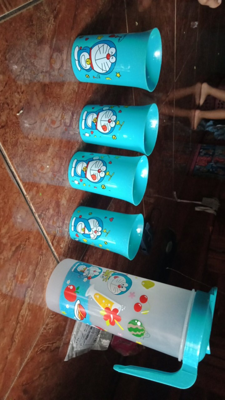 Teko Set Karakter / Teko Set Gelas Beranak / Teko Beranak Set Cangkir 5 In 1 Karakter