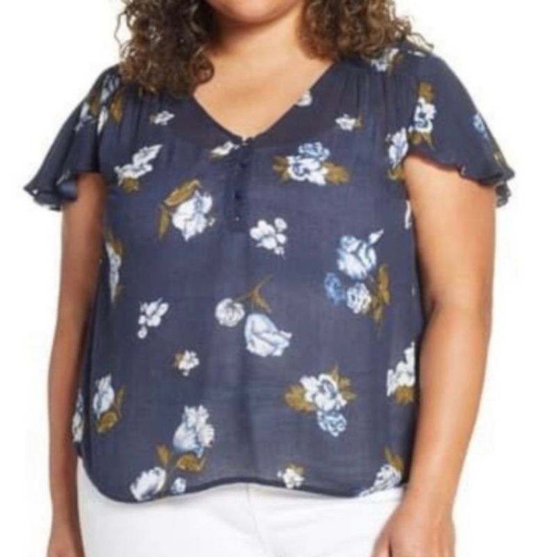 Lucky brand floral flutter sleeve