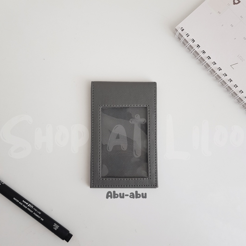

Name Flashee Tag Dua Sisi Abu-Abu ID Card Magnet Jepit Lanyard Magnet Saku Kulit PU Leather