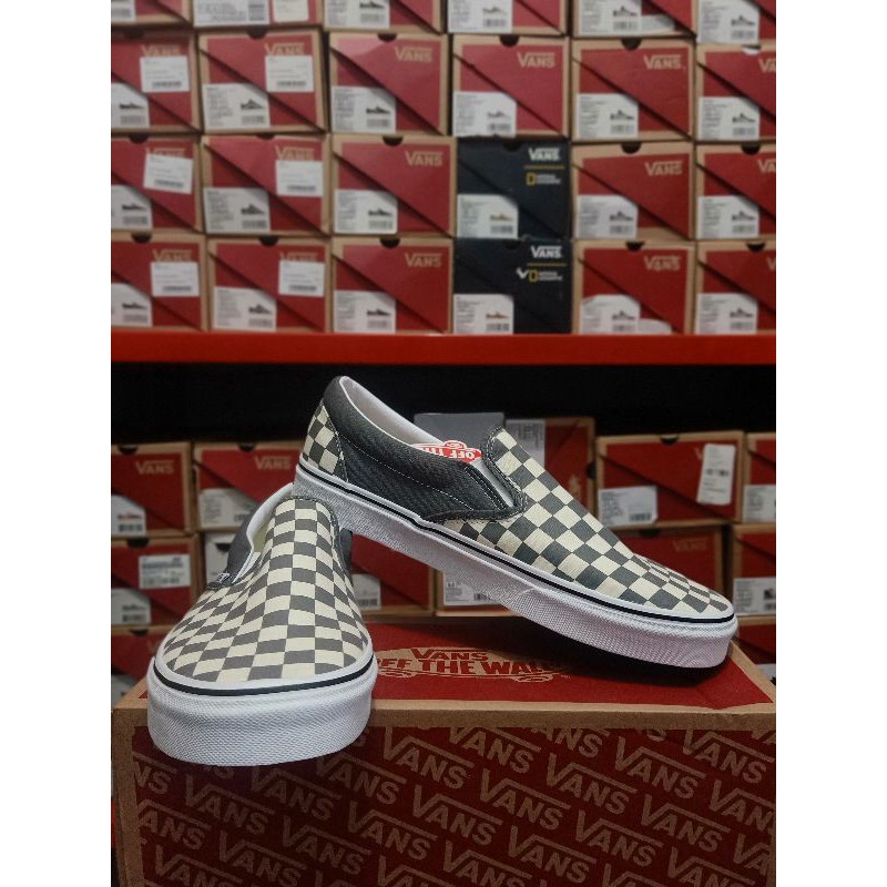 white vans with checkers