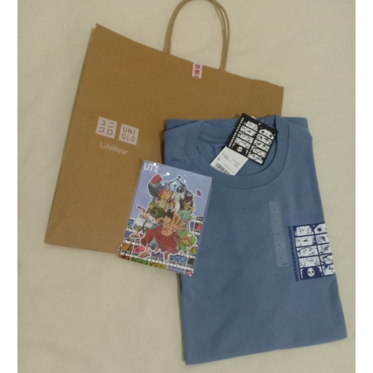 UNIQLO X ONE PIECE ORIGINAL TSHIRTS BLUE