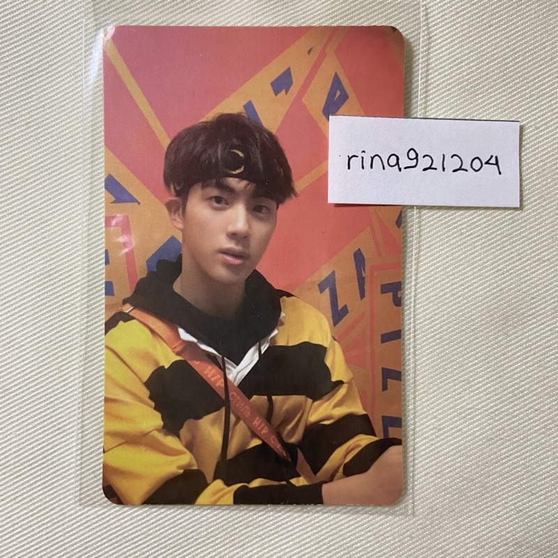 PHOTOCARD JIN HER E JIN PIZZA PC JIN HER E PC JIN PIZZA PHOTOCARD SEOKJIN HER E PC SEOKJIN HER E