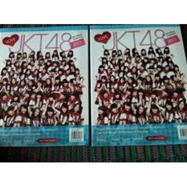 DISKON Buku Love JKT48 - The 2nd Official Guide Book