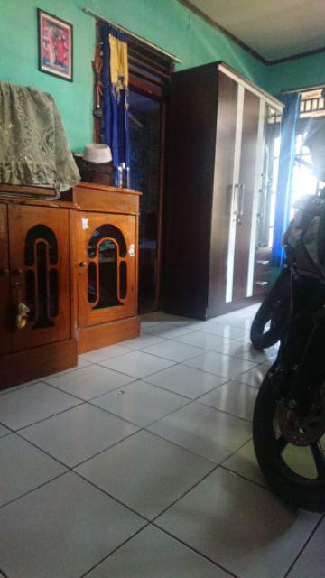Lemari Pakaian 3 Pintu Minimalis Kayu + Cermin Hitam