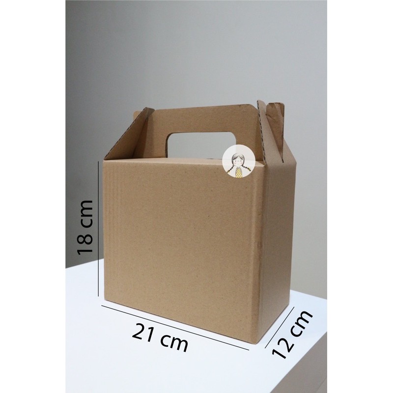 

Gable box, box/ dus jinjing, hampers box - ukuran 21x12x18cm