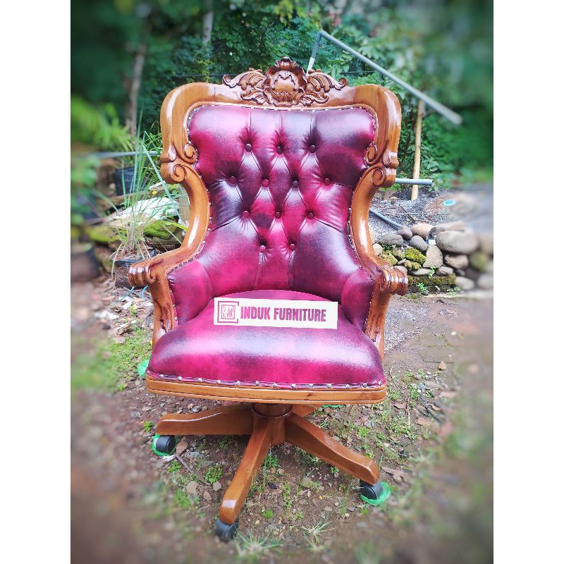 Kursi direktur hidrolik. Kursi direktur hidrolik ukir jati. Kursi direktur jati